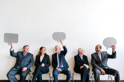 Business people with blank speech bubbles - 2019975