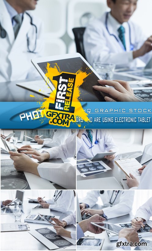 Stock Photo - Doctors who are using electronic tablet