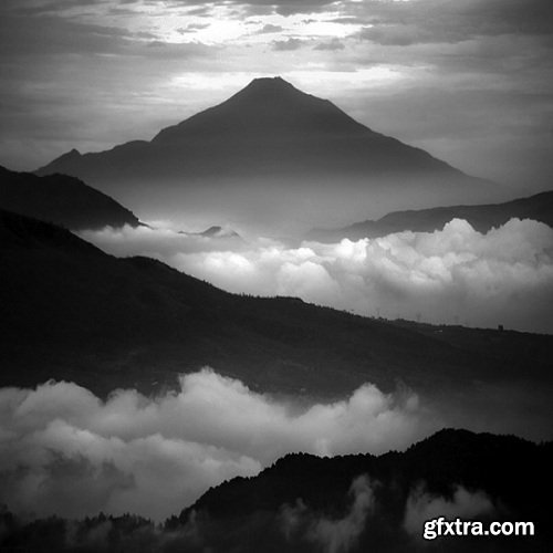 Black-and-White Project: Creating a Dramatic Landscape with Lightroom and Photoshop