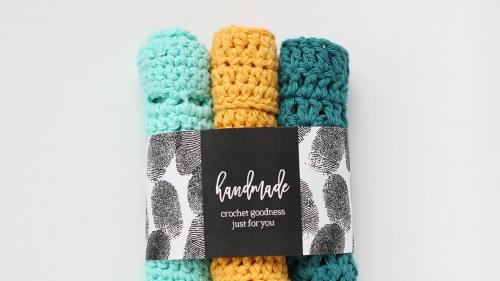 SkillShare - Handmade Holiday: A Beginner's Guide to Crocheting Your First Dishcloth