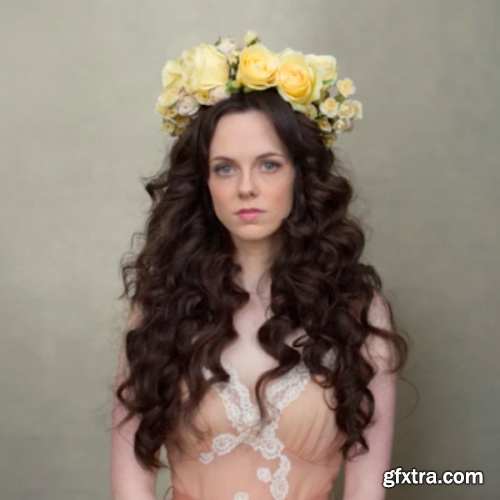 Sue Bryce Photography - Styling - Flower Crowns