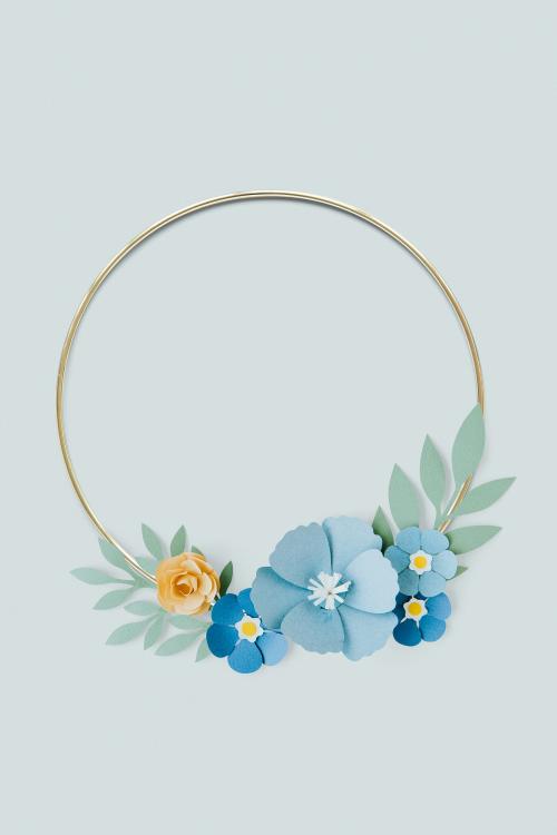 Round gold frame with paper craft flowers mockup - 1204258