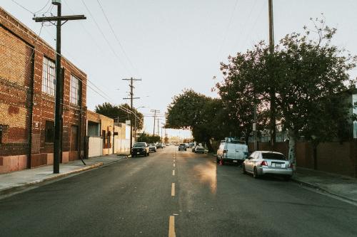 Quiet road in a neighborhood of Los Angeles - 2268805