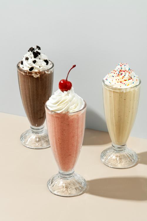 Mixed flavor milkshakes at a cafe - 2274796