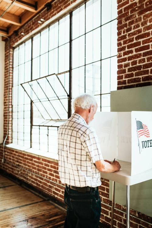 American at a polling booth - 2027390