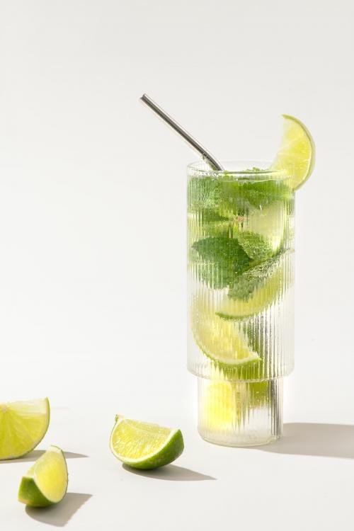 Mojito with fresh mint and lime - 2274826