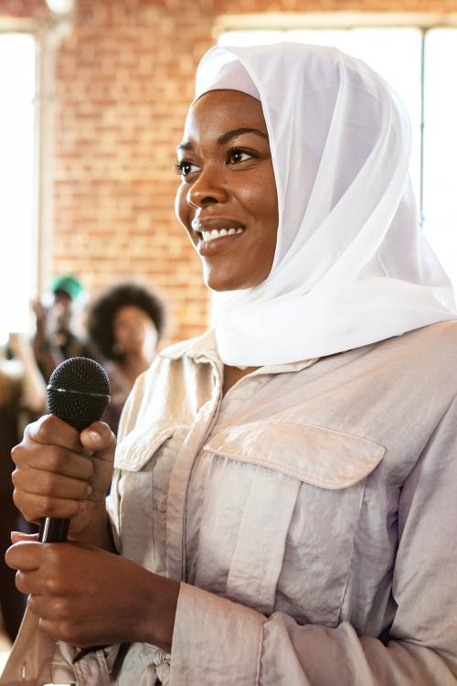Muslim speaker in a workshop - 2027460