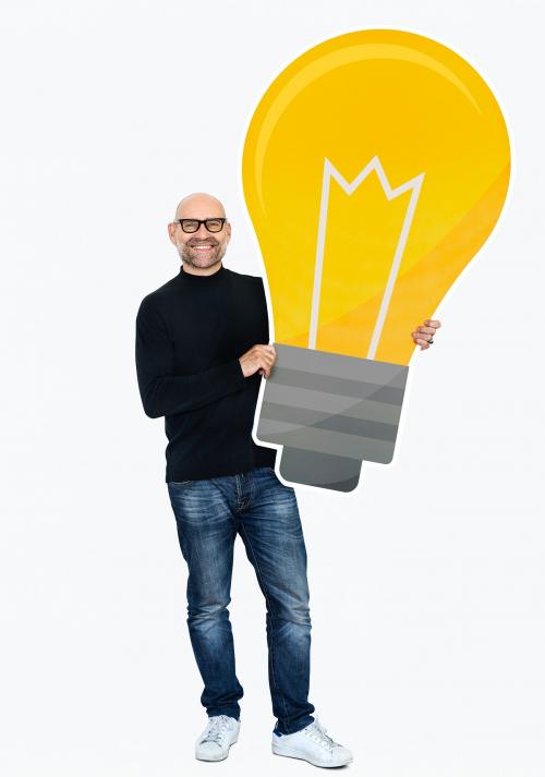 Man showing a light bulb icon - 475052