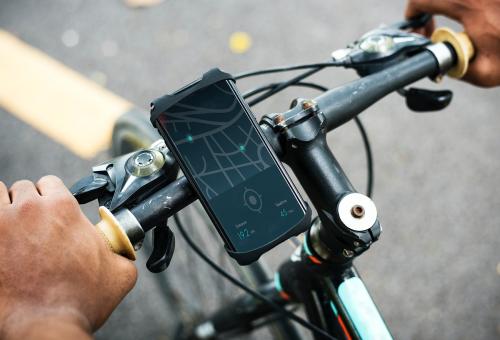 Map application on a device on a bike handle grips - 441866