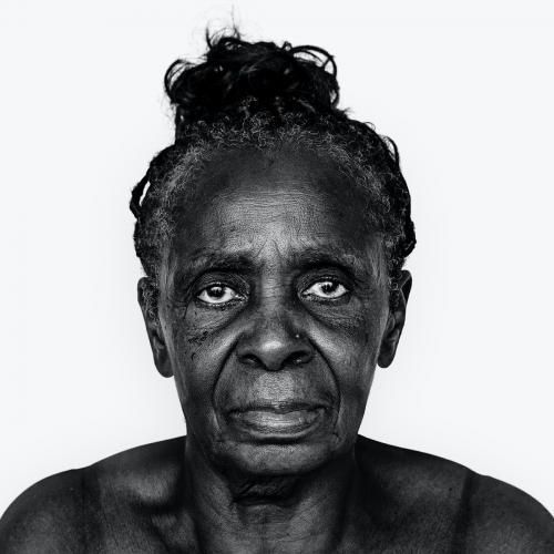 Portrait of a Congolese woman - 326416