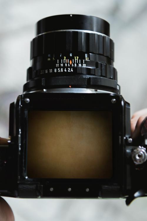 Viewfinder of a 120mm analog camera - 1209179