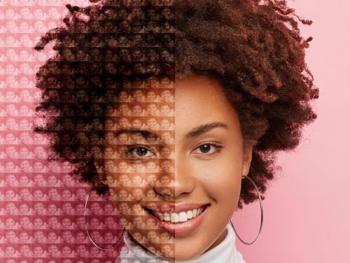 Adobe Stock - Face Mosaic Photo Effect Mockup - 412286562